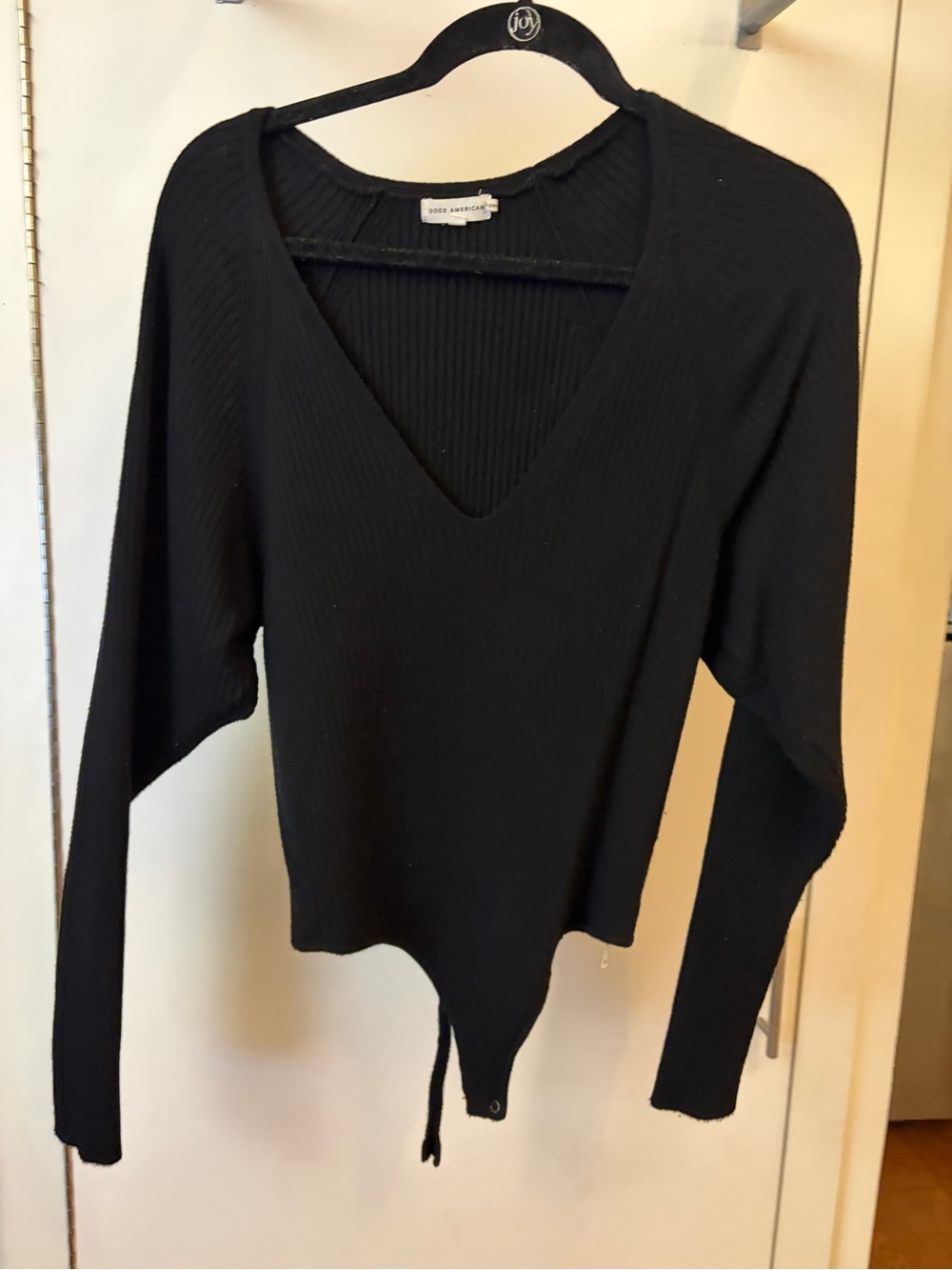 Good American Black Ribbed V-Neck Long Sleeve Bodysuit